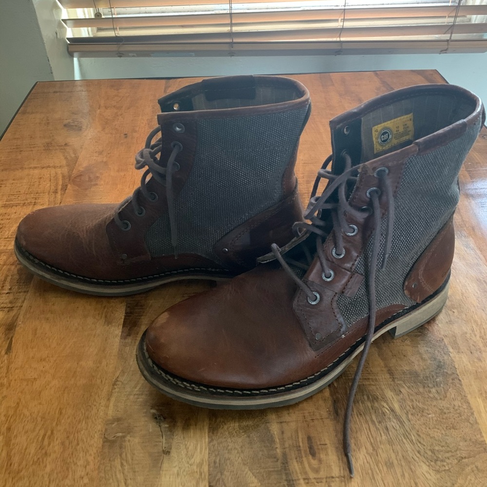 Caterpillar men’s leather boots size 11